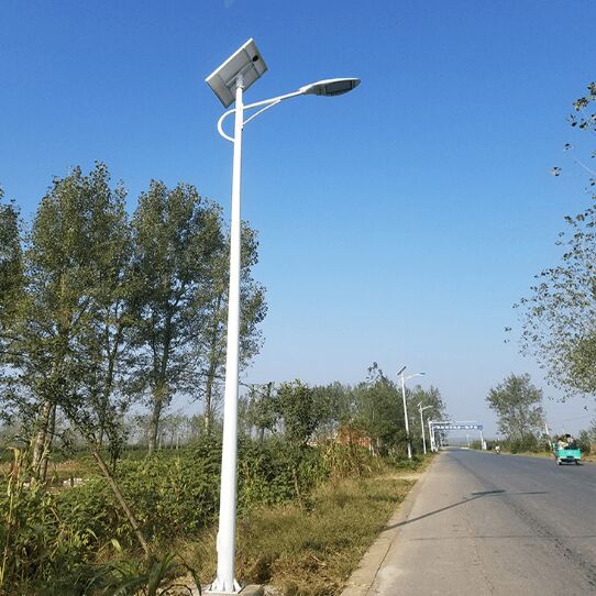 北京6米80瓦路灯led太阳能 河北8米led路灯	 村里用抱箍路灯
