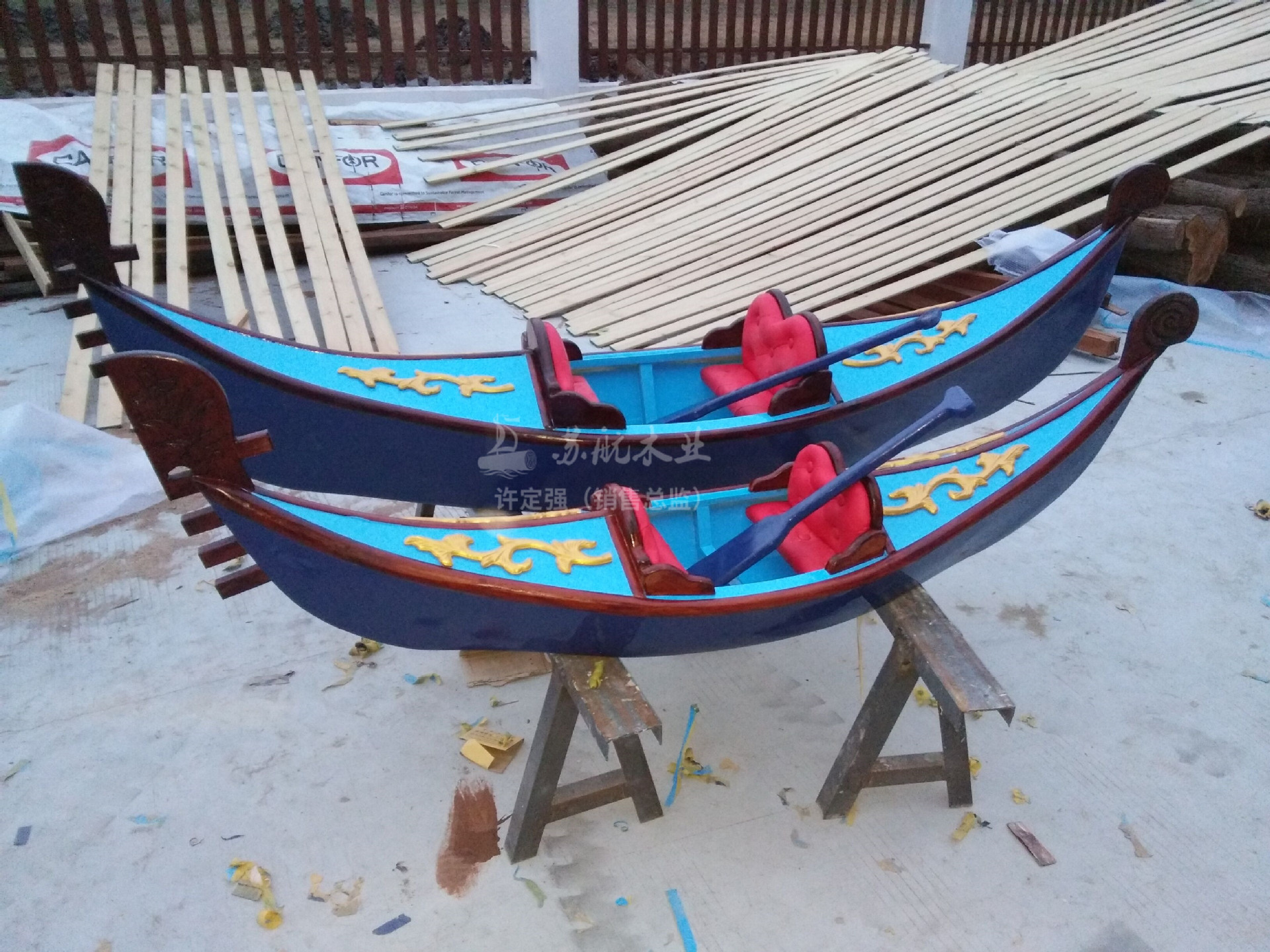 苏航特价供应7米带篷手划贡多拉水上威尼斯游船景区休闲木船示例图3