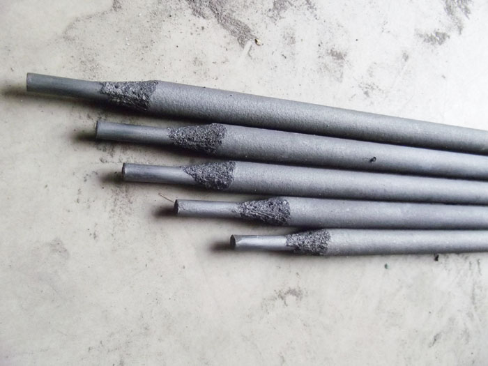 供应厂家直销2017新品D126堆焊焊条 D126耐磨焊条