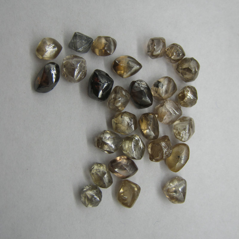推荐天然金刚石颗粒 天然钻石原石1-1.8克拉超硬材料示例图3