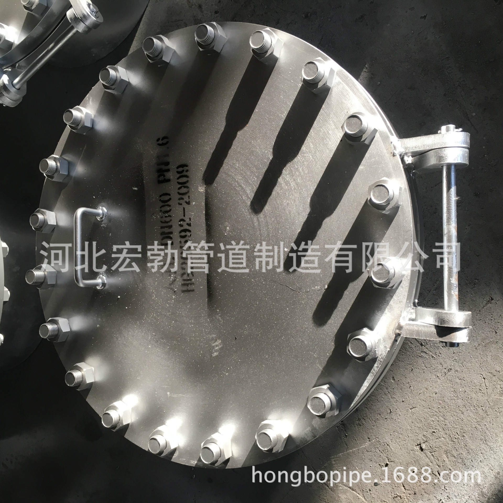 厂家生产HG/T21520-2005 垂直吊盖带颈平焊法兰人孔示例图7