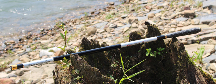 里龙潭钓鱼竿碳素超硬台钓竿鲫鲤鱼杆手竿3.6-7.2米渔具用品套装示例图1