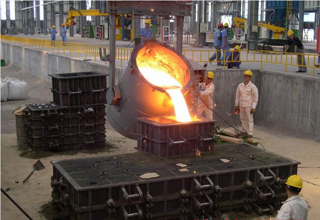 河南高鸿落地式金属熔炼炉 中频熔铁炉 厂家报价图片