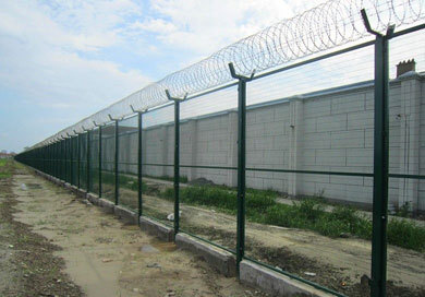 专业厂家监狱安全防护网，看守所围墙护栏网价格示例图4