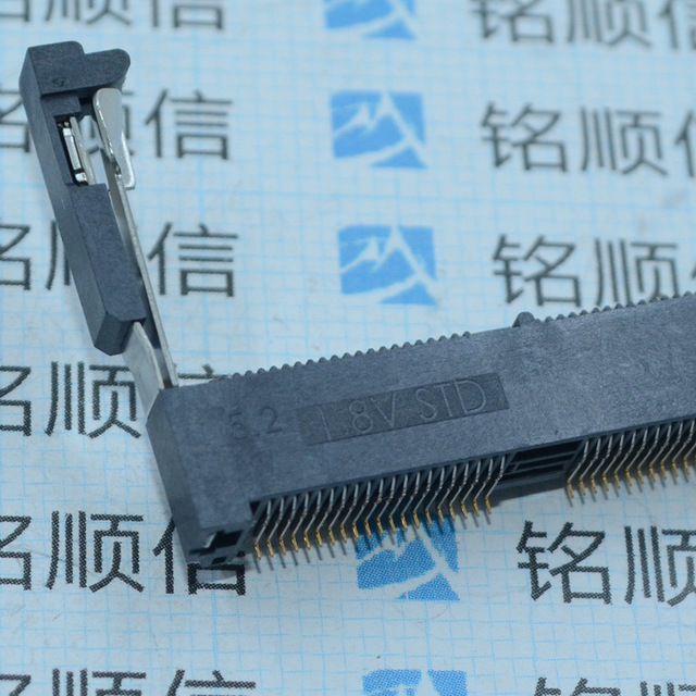 DDR2 连接器 200P 1.8V 正向 高5.2 深圳现货供应图片