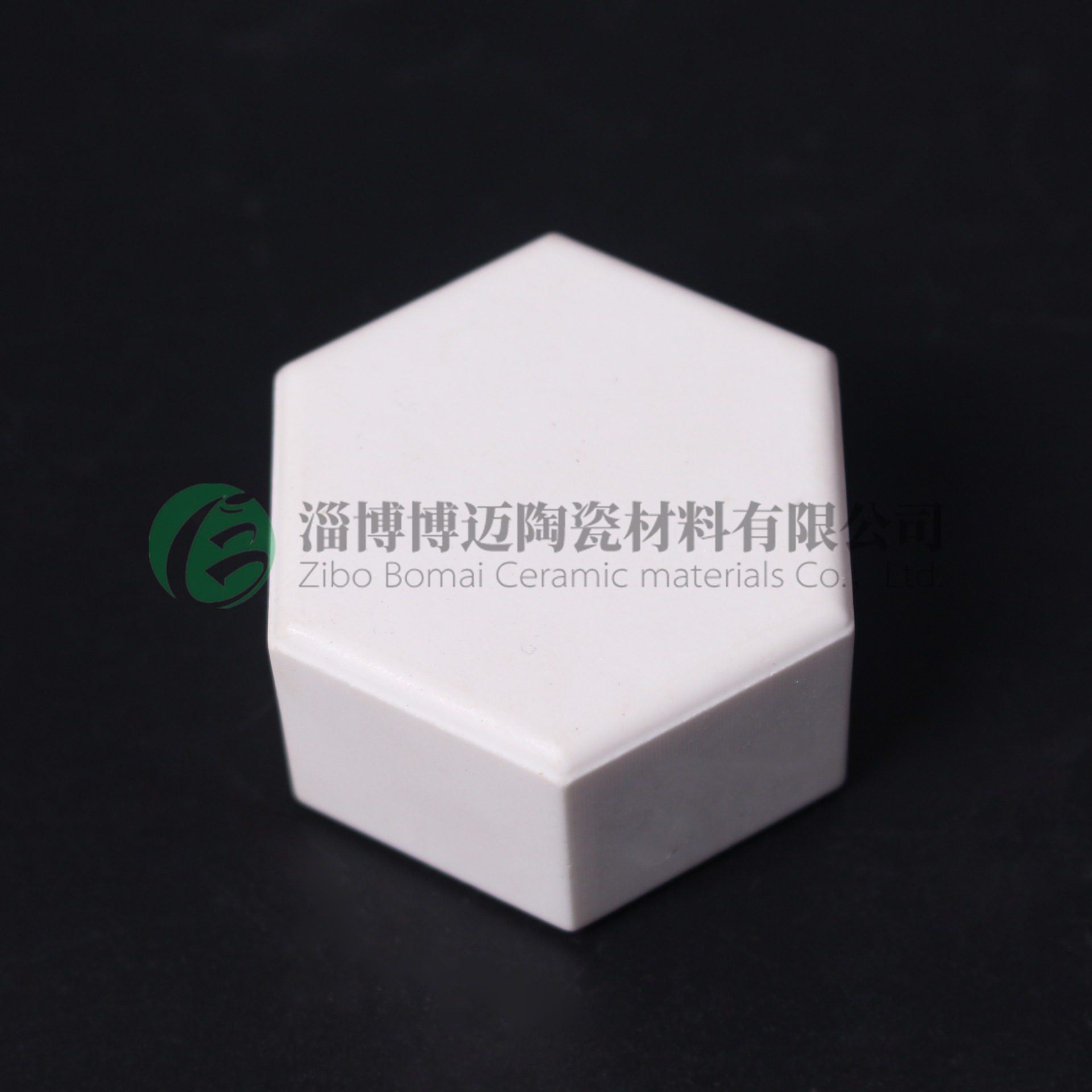 山东淄博直供白色92 95耐高温氧化铝陶瓷马赛克衬片示例图4