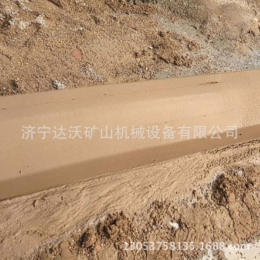 江西路缘石滑模成型机价格 自动找平成型机 沥青砂现浇成型机