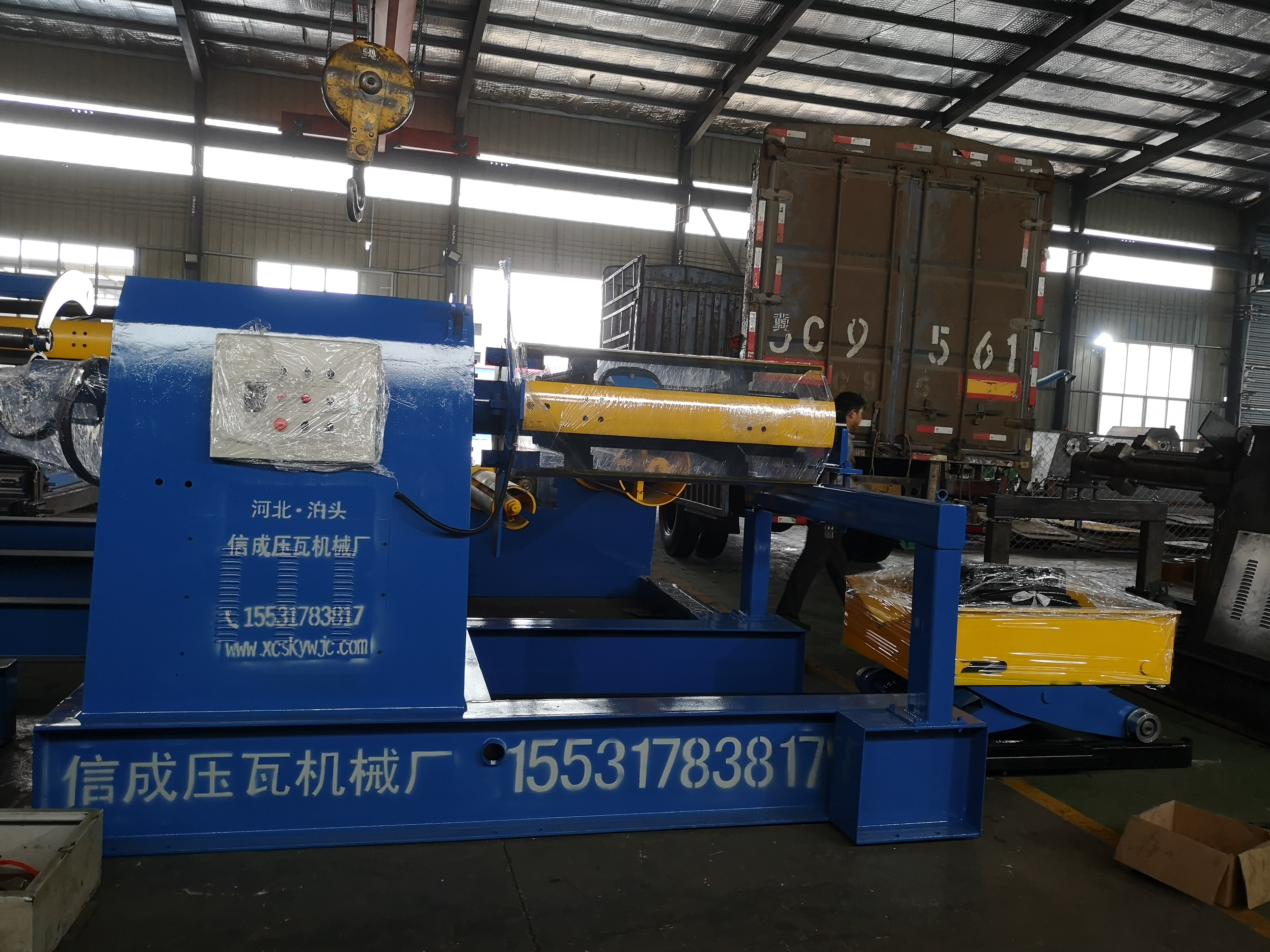 河北沧州各种吨位各种宽度开卷机设备信成压瓦机厂