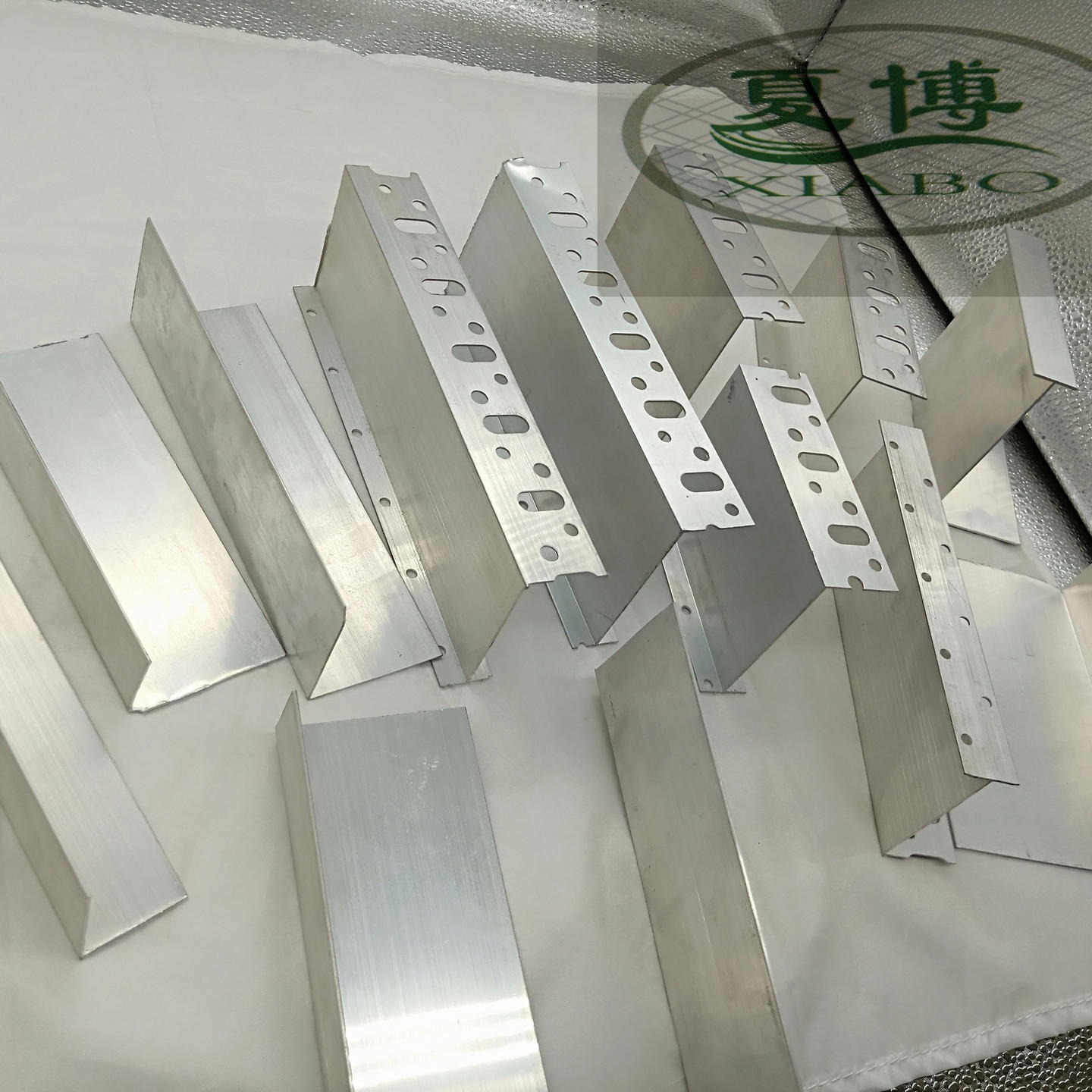 夏博生产直销优质铝合金托架 外墙托架适用范围