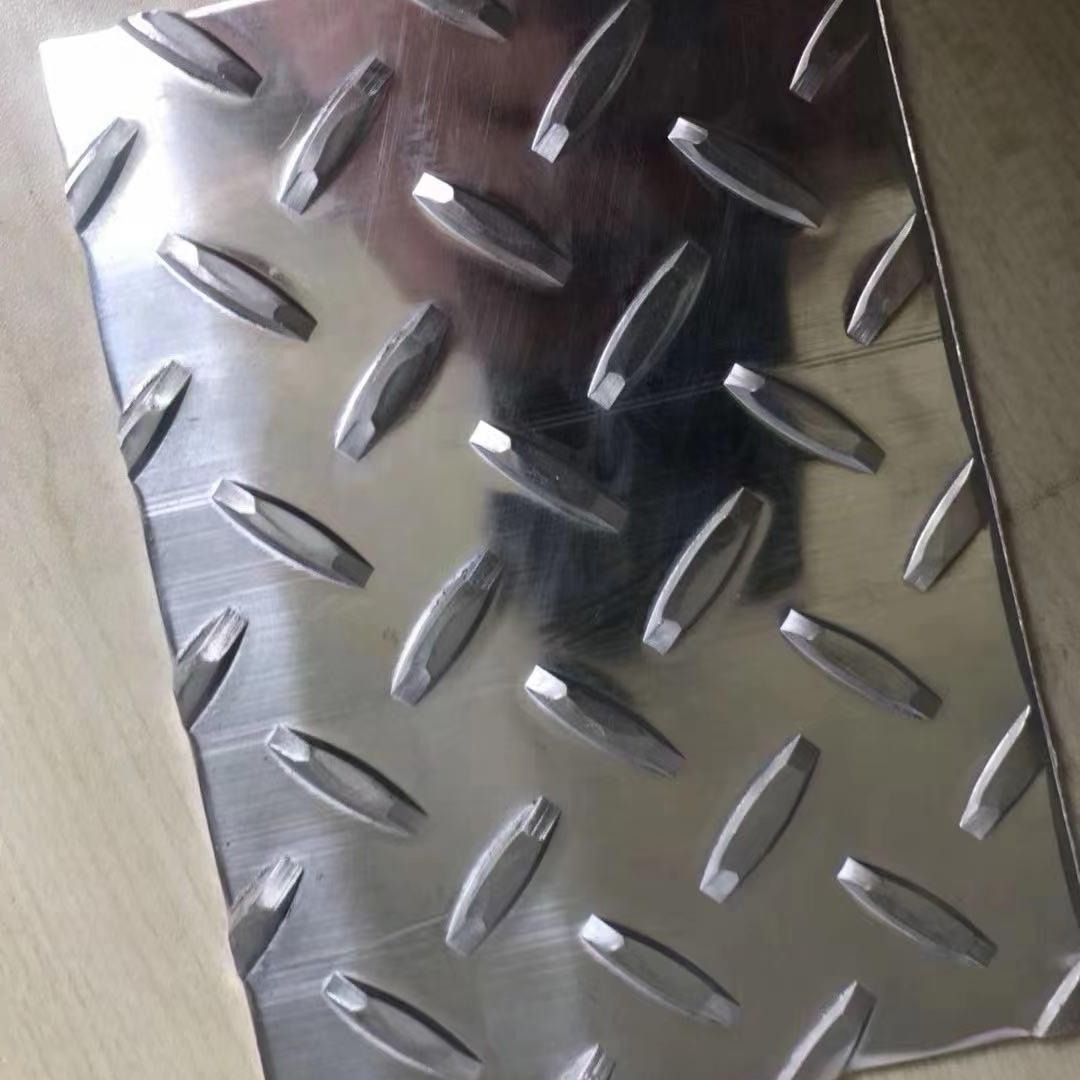 江苏财晟铝业科技有限公司 花纹铝板 扁豆型花纹铝板 合金铝板