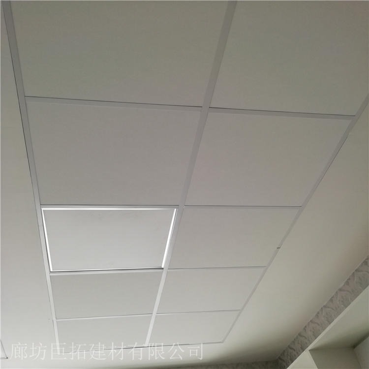 天花板 吸声天花板建材加工 巨拓点涂玻纤吸音板 玻璃棉复合吸声天花板生产厂家图片