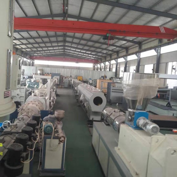销售PVC下水管材设备机械、PVC内螺旋发泡管材机组、U-PVC排水管材设备生产厂家图片