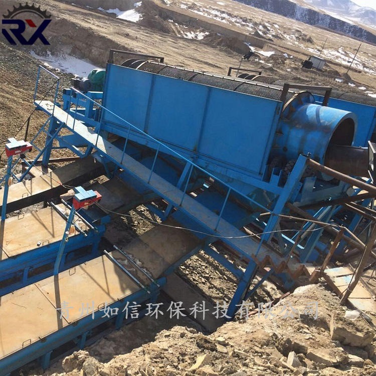 砂金矿淘金设备 砂金矿洗选提取设备制造 移动沙金设备淘金车出口