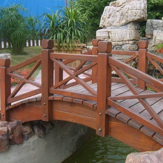 防腐木拱桥，塑木拱桥，实木桥图片，可定做昌盛,济南防腐木桥