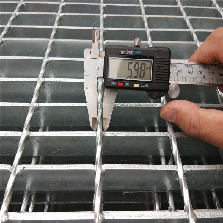 鼎佳-现货供应 污水处理钢格板厂家 钢格栅板沟盖板 电力电缆沟盖板 符号国家标准YB/T4001.1-200