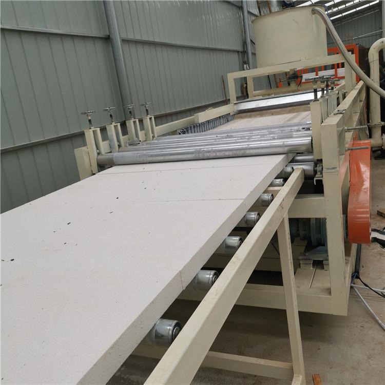 A级硅质保温板设备 忠运出售 硅质板设备 渗透板硅质板设备