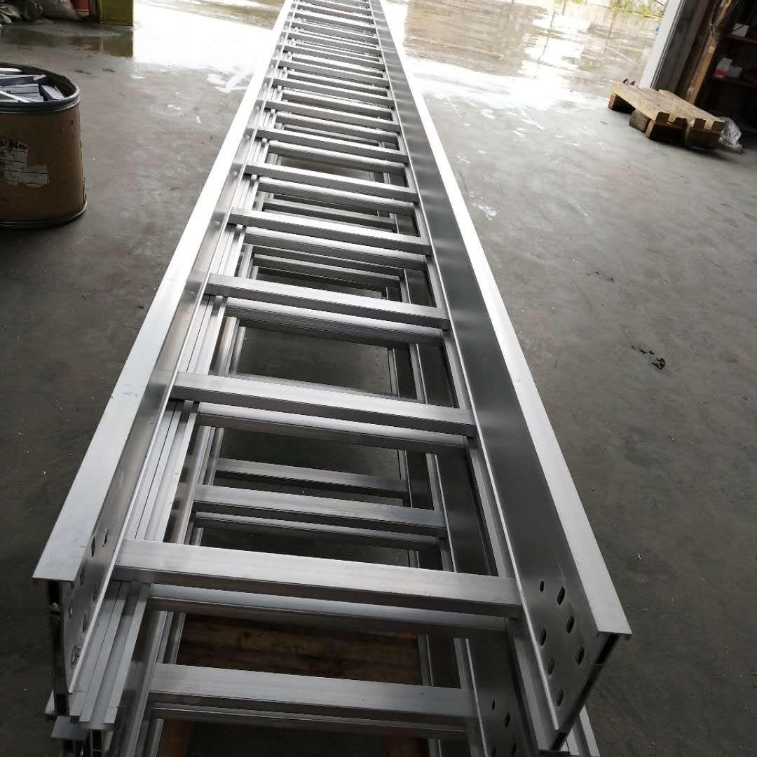 铝合金槽式桥架厂家 梯级式铝合金电缆桥架生产基地 河北森能