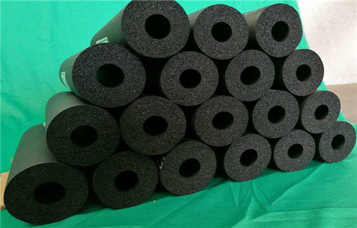 和田地区自粘橡塑板 空调保温橡塑板 酚醛板 聚氨酯板厂家一件起发货