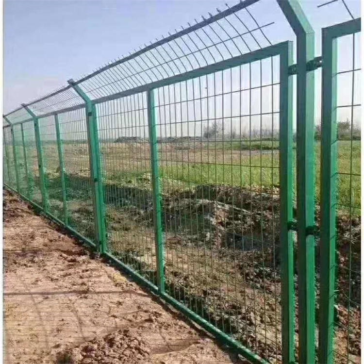 古道果园防护网浸塑 护栏网价格 浸塑护栏网