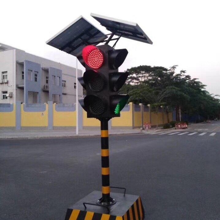 云南直销太阳能移动信号灯 临时路通灯 led红绿灯 高品质 质