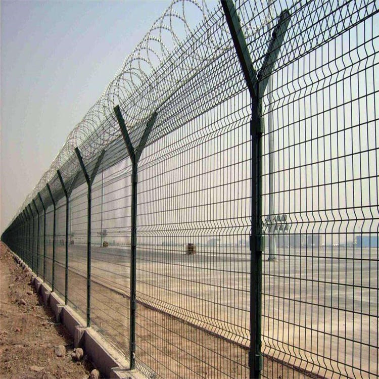 迅鹰护栏网安全网   机场防护网   扬州刀片刺绳护栏网