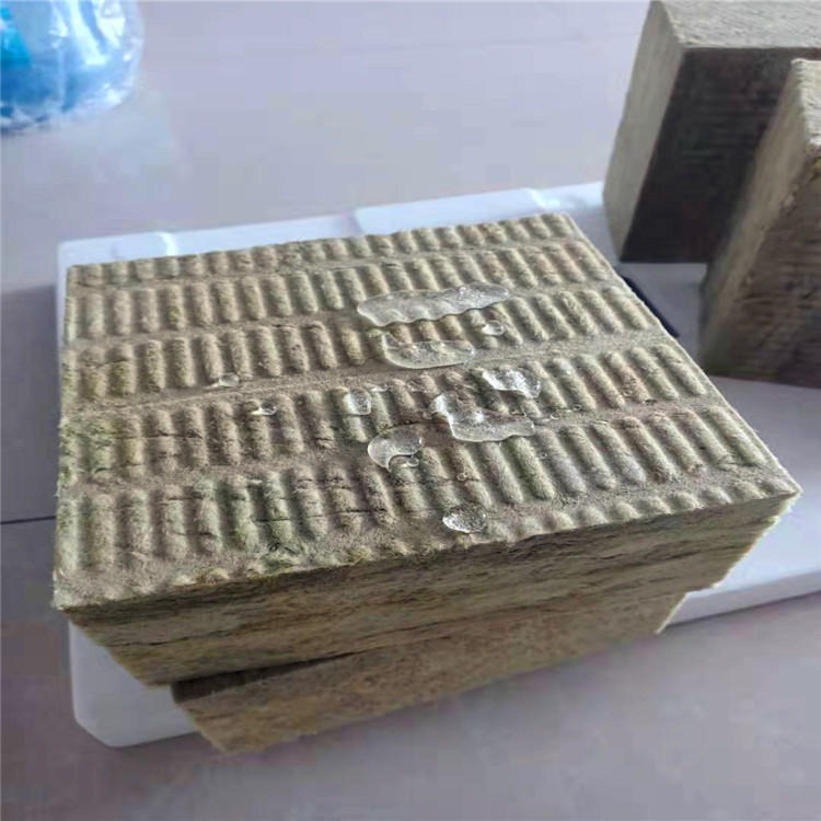 福森  墙体保温岩棉板 高密度岩棉板 用于墙体保温 硬度高 A级防火图片