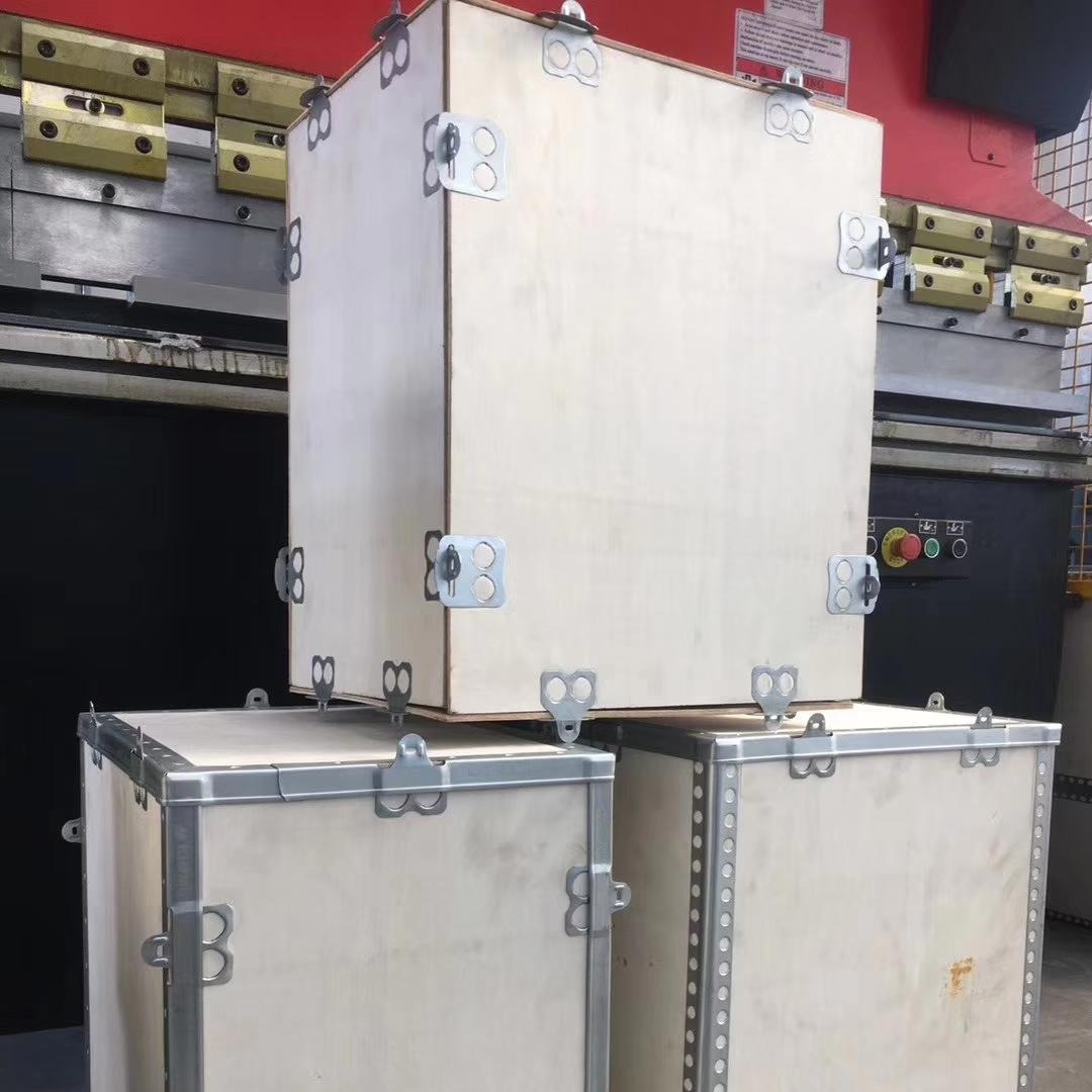 山东青岛豪盟木箱包装箱厂家定制木质包装钢边箱质量保证