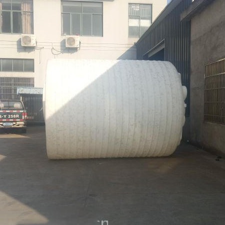 崇阳县20吨塑料储罐厂 20吨化工污水厂处理桶图片