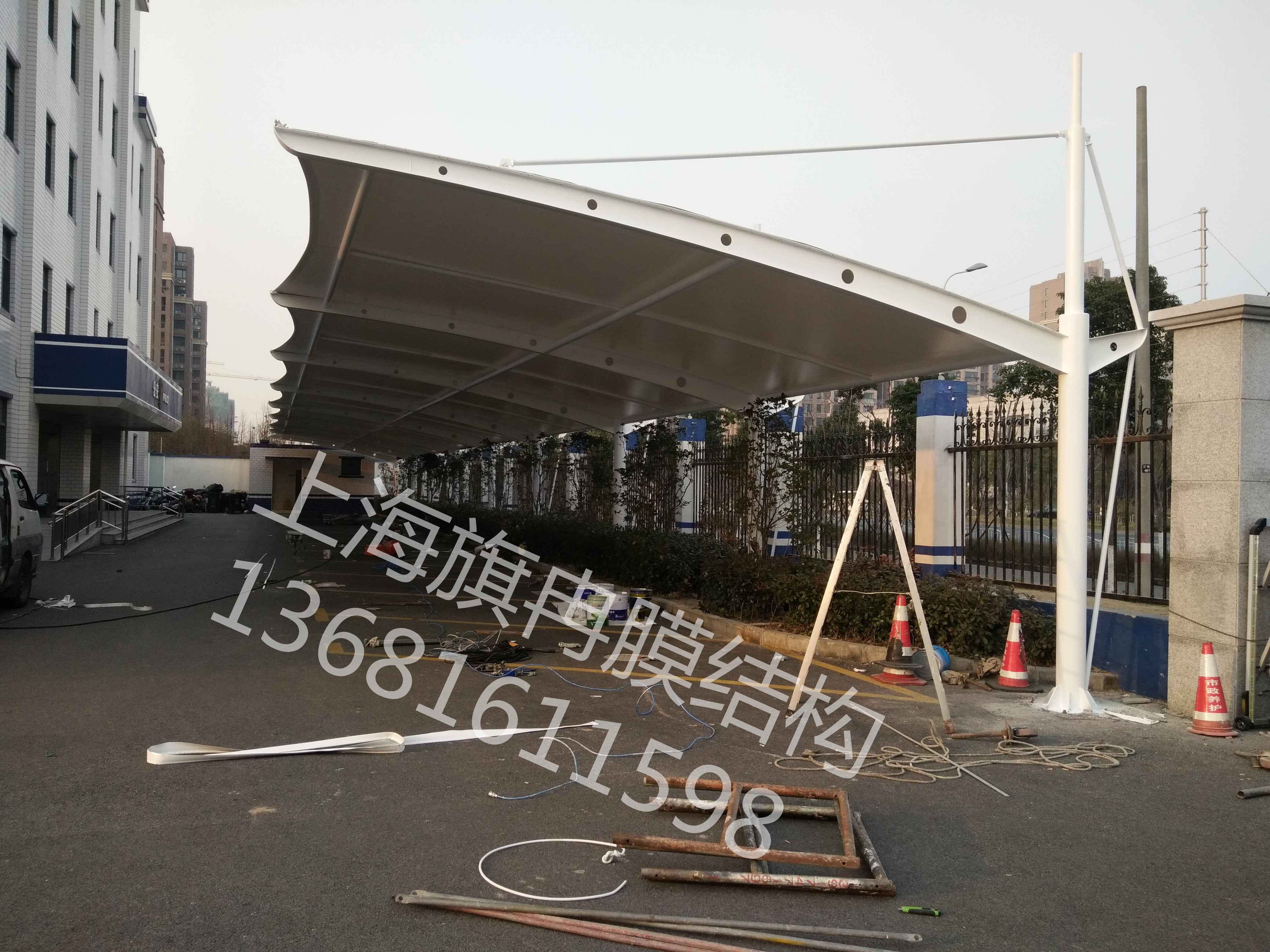 南京市溧水县吊杆式停车棚更加牢固价格合理