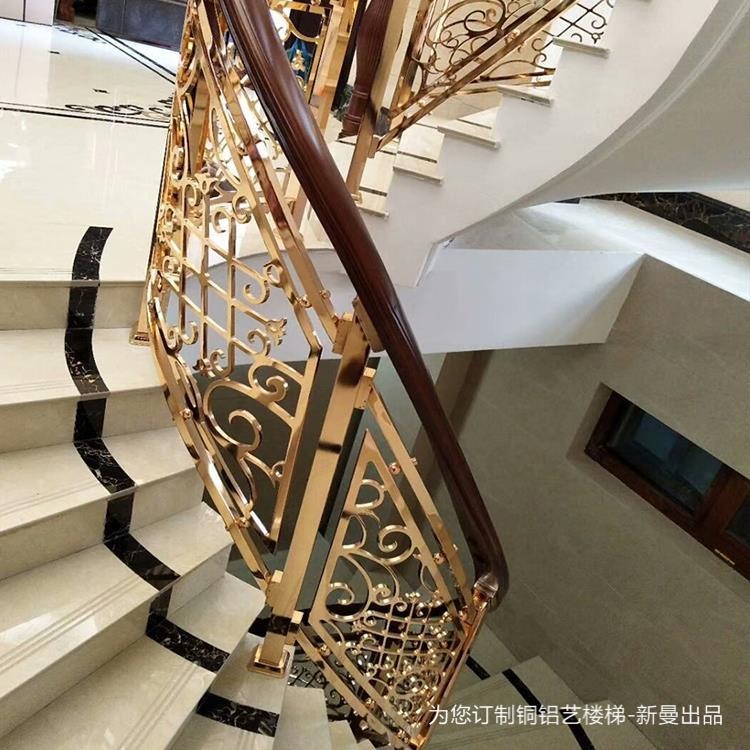 一起看看杭州 铝艺镀金楼梯护栏 是这样用艺术品的态度去做景观