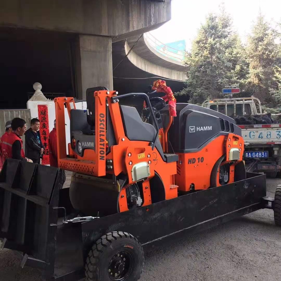 3吨压路机转场用小型拖板车 小型挖机拖板车 厂家直发 可根据用户要求定做
