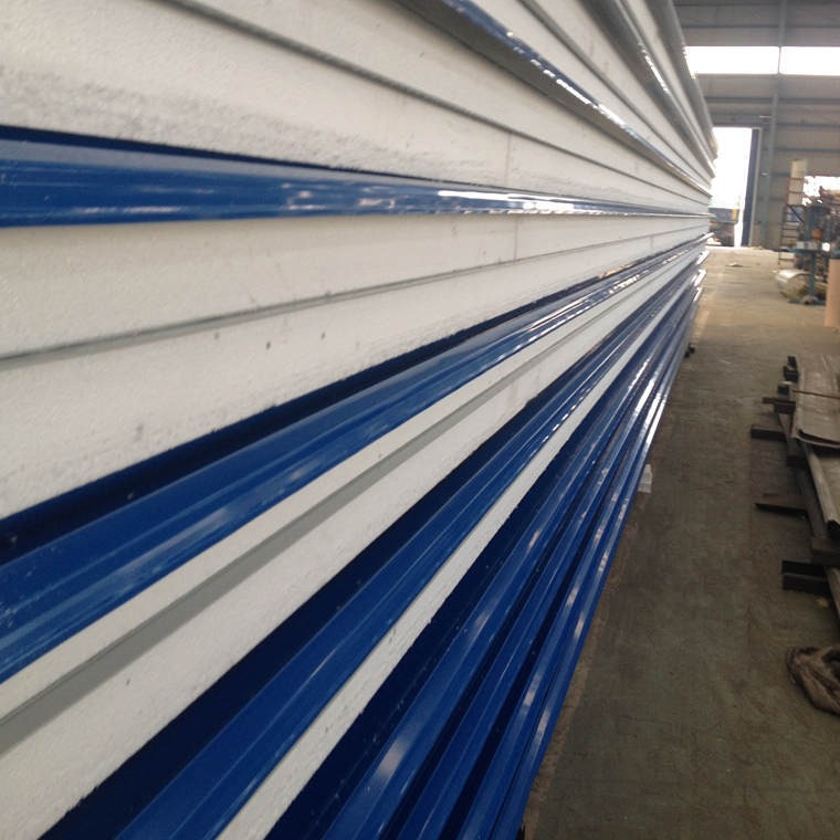 养殖彩钢板 PVC防腐防 彩钢板 牛棚屋面夹芯保温复合板