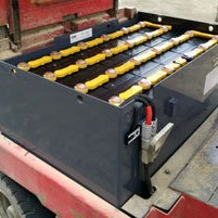天津林德叉车电池 48/700ah动力电池 电动叉车电池2吨叉车蓄电池图片