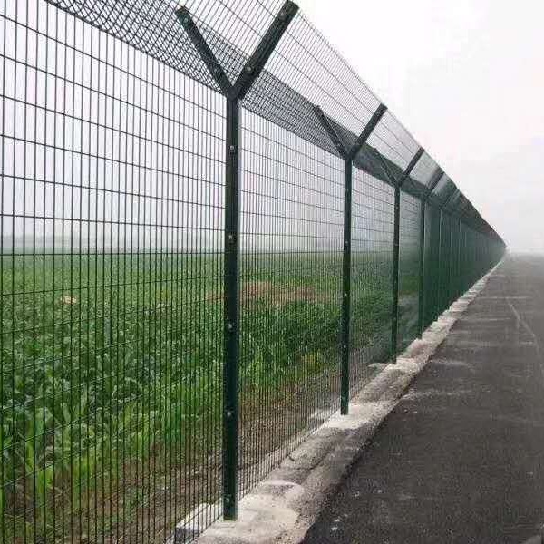 古道订做钢丝网 常州护栏网厂家 江西护栏网规格 护栏网立柱价格