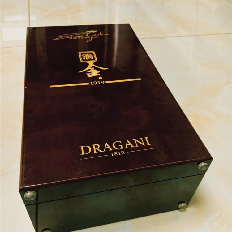 木制酒盒 钢琴漆酒盒 葡萄酒盒 年份红酒烤漆木盒图片