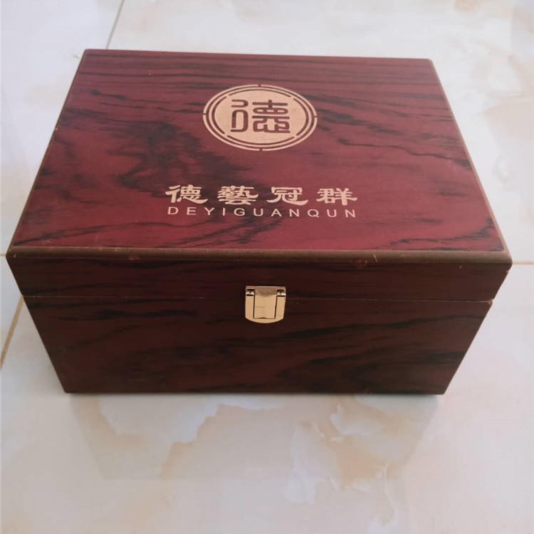 烤漆手表木盒 专业定做瑞士手表木盒厂 手表包装盒 高端手表盒图片