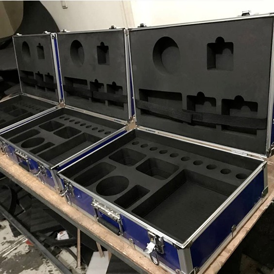 铝合金手提箱铁皮工具箱设备箱工厂自产厂家直销