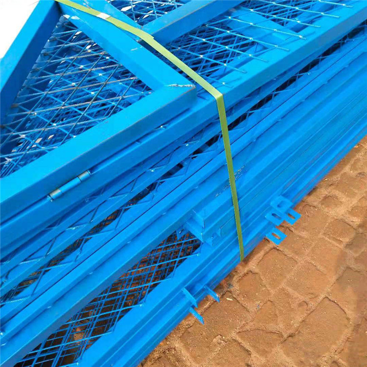 晟熙金属 施工安全基坑防护网 塔吊周围防护 全新供应