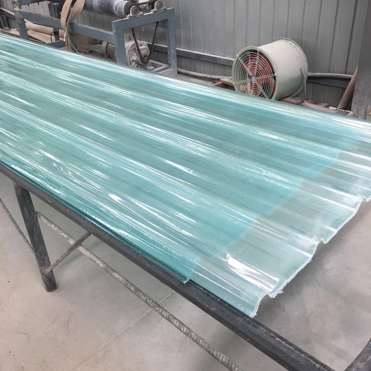 玻璃钢采光瓦生产厂家批发 透明瓦 frp树脂波浪采光瓦