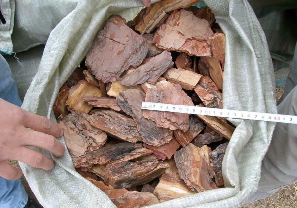 锡林郭勒盟松树皮 5-10cm 10-30cm各种尺寸规格生物除臭水处理滤料各种规格