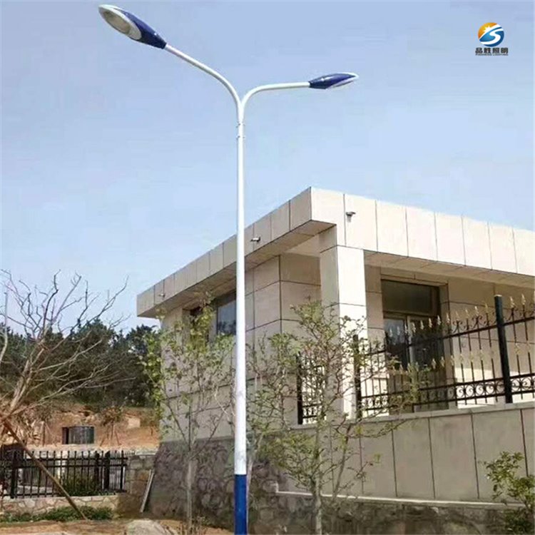 云南临沧路灯厂家定制 农村道路6米7米太阳能路灯 品胜牌亮度高
