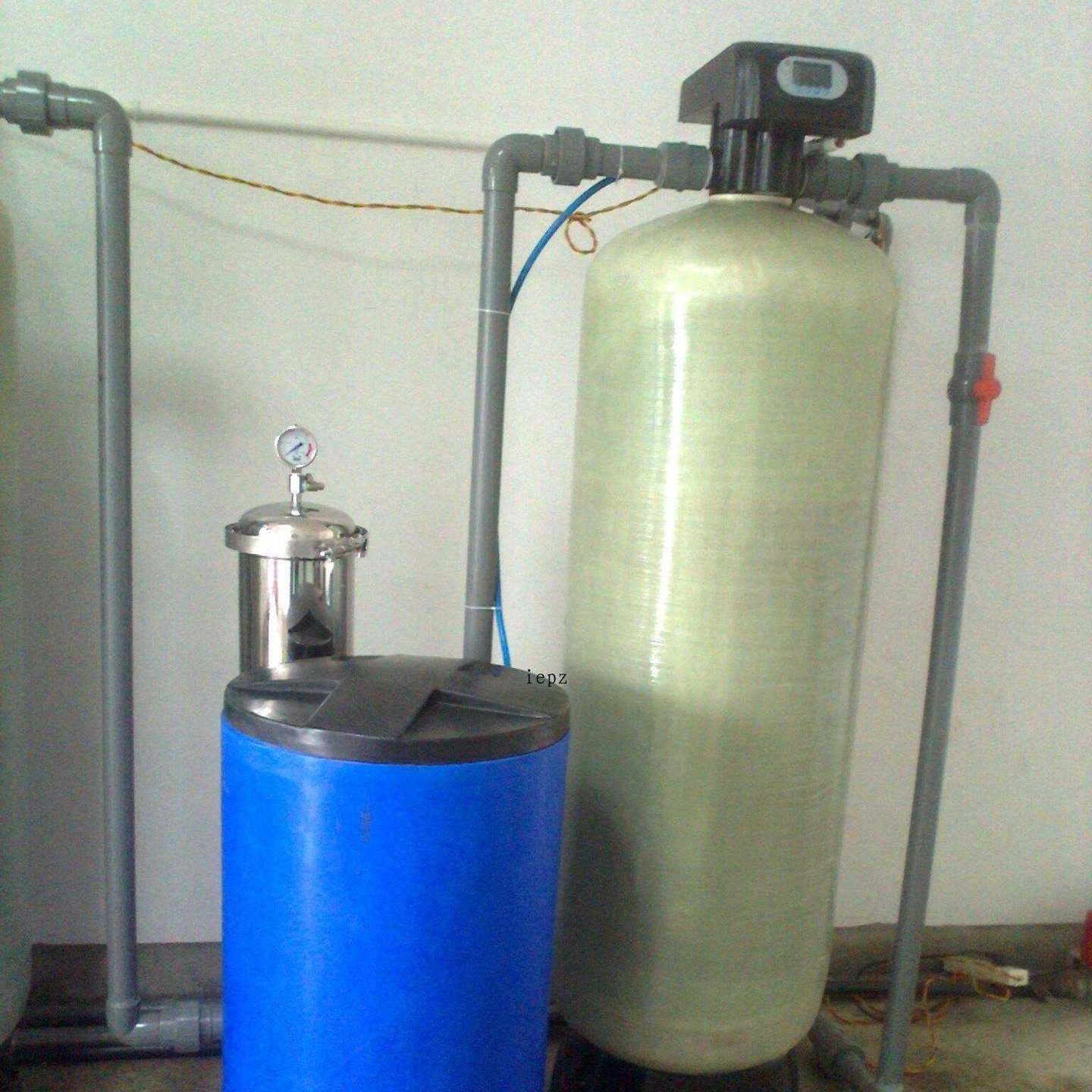 昌黎厂家直销 软化水设备  纯净水设备，车用尿素设备 软化水装置 玻璃水设备