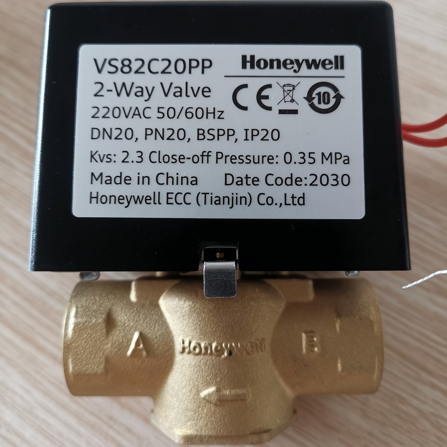 供应Honeywell霍尼韦尔VS82C20PP风机盘管电动二通阀弹簧复位