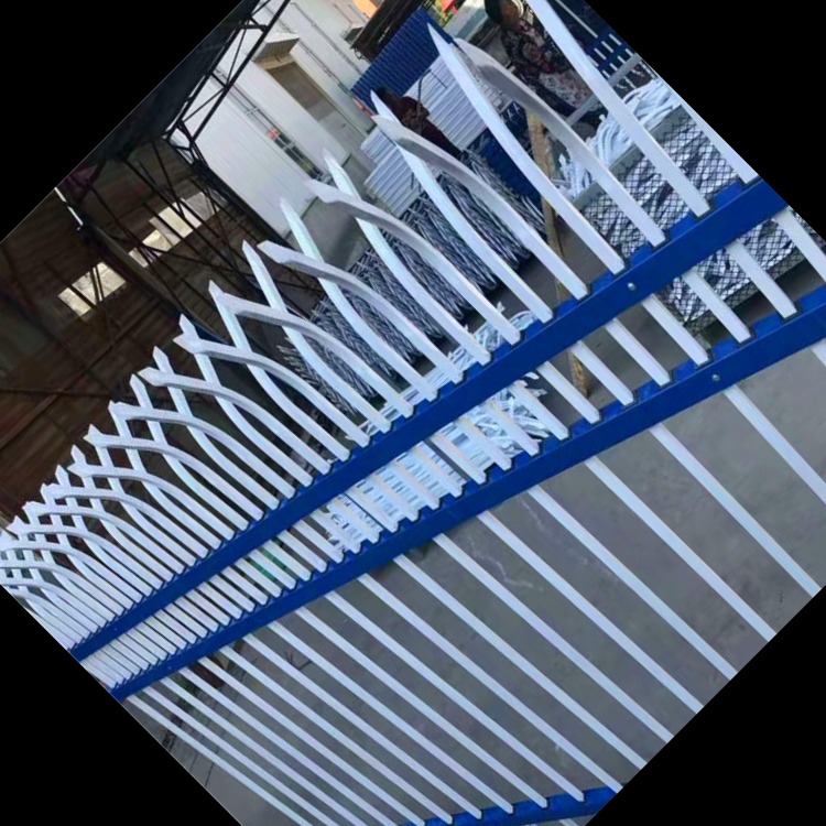 锌钢交通护栏固定座 铁艺锌钢护栏连接配件 锌钢小区围栏厂家 鼎佳