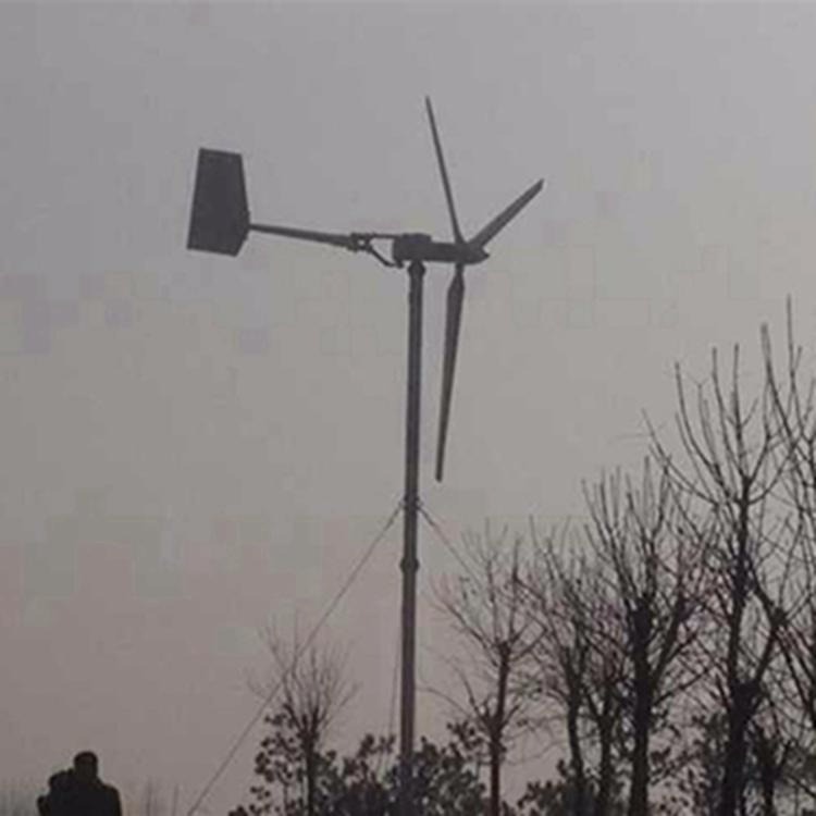 10KW小型风力发电机基站通讯设备供电大连风机厂10KW风力发电机图片