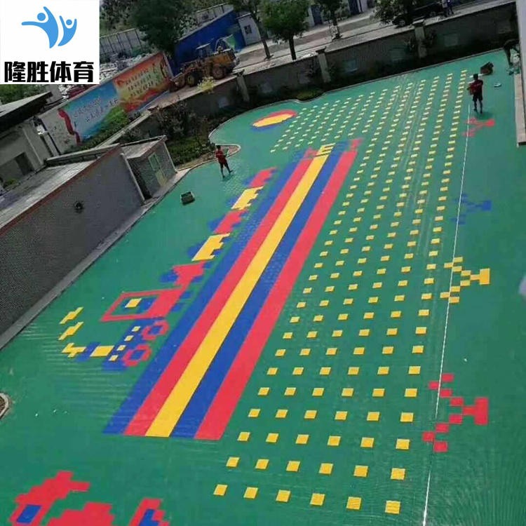 悬浮地板 隆胜体育 厂家直销 户外PVC悬浮地板 篮球场运动地板 幼儿园拼装地板