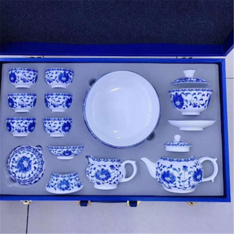 青花瓷手绘茶具套装 功夫陶瓷白瓷茶具 陶瓷茶具 亮丽陶瓷
