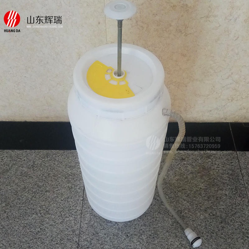 旱厕改造高压冲水桶蓄水桶冲厕器厂家