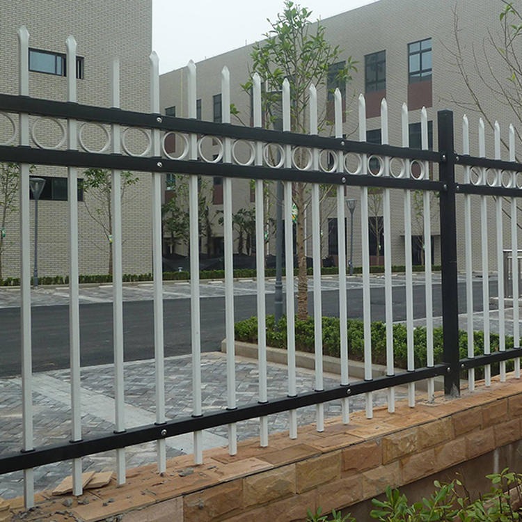 满星可加工定做  隔离护栏 阳台锌钢护栏 锌钢百叶窗护栏 长期供应
