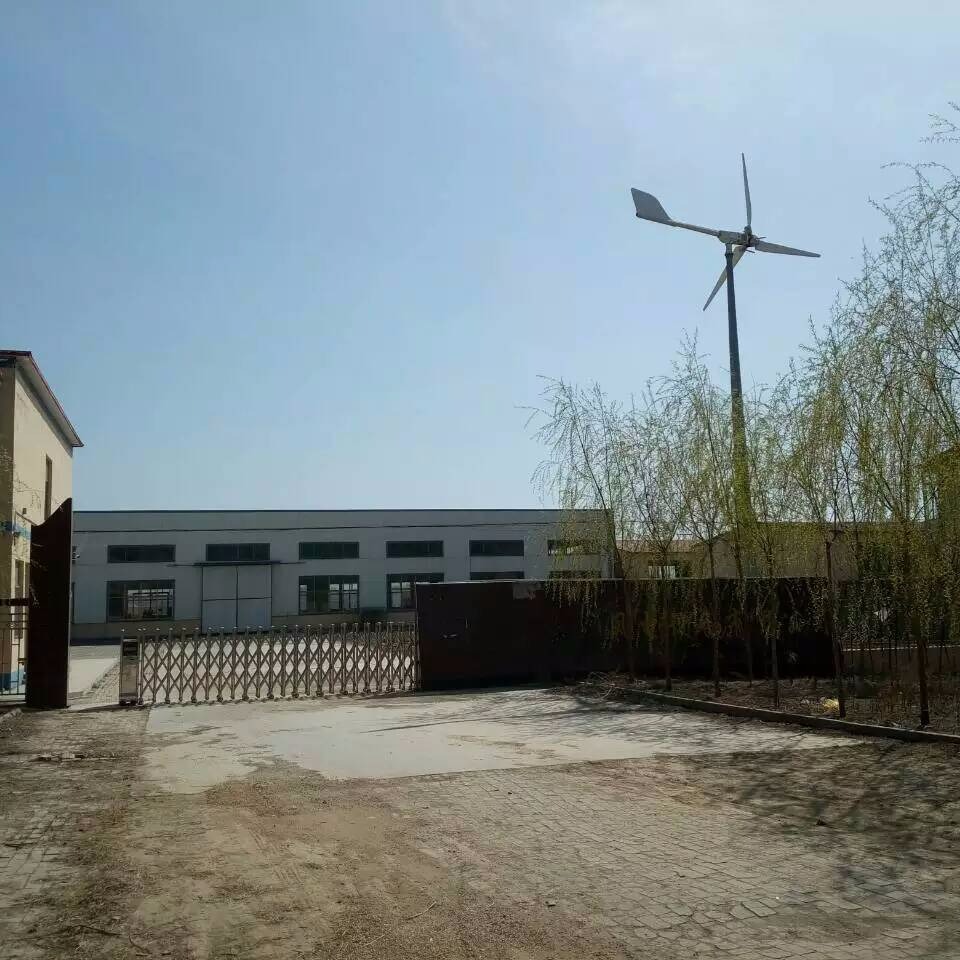 新疆5kw220v小型离网风力发电机家庭供电取暖水平轴风力发电机晟成定做